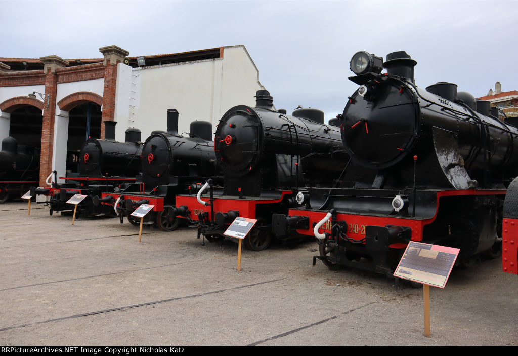 Renfe Steam Lineup